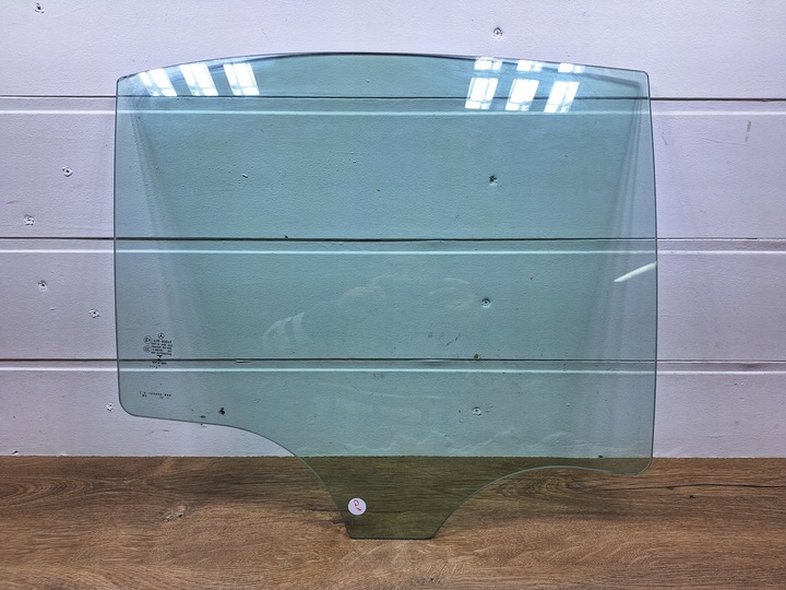 фото №1, Mercedes c w205 стекло дверь правые зад 43r-00049