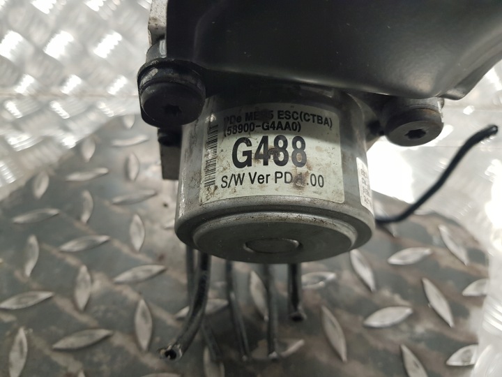фото №9, Блок управления abs hyundai i30 iii 2019 61589-41600 58900-g4aa0