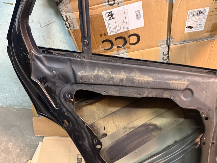 фото №10, Mercedes glc купе 253 w253 дверь левый зад цвет 197