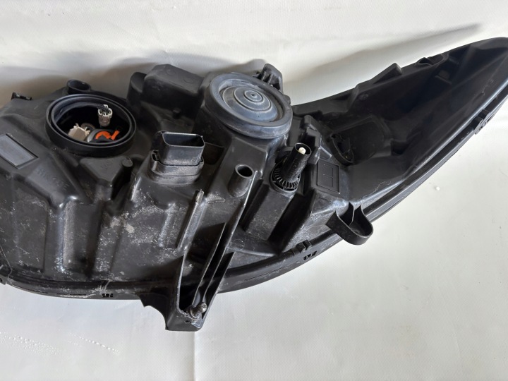 фото №12, Права фара перед лінза mondeo mk5 fusion 14r- ds73-13w029-ae