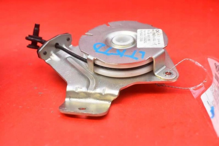 фото №6, Механізм кришки праве 9683313980 peugeot 3008 1 i 10-13