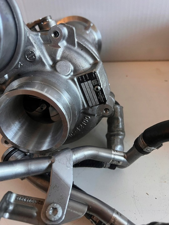 фото №5, Нова турбіна mercedes 4.0 amg v8 63 a1770900080