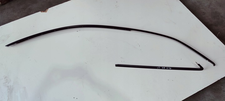 фото №1, Планка матовая левая кузовная audi a5 8t0853703