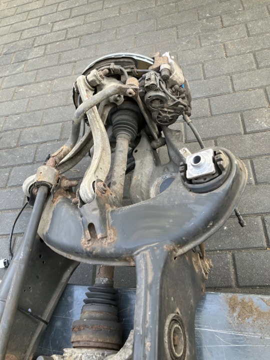 фото №5, Подвешивание зад балка mercedes w205 2.2 cdi