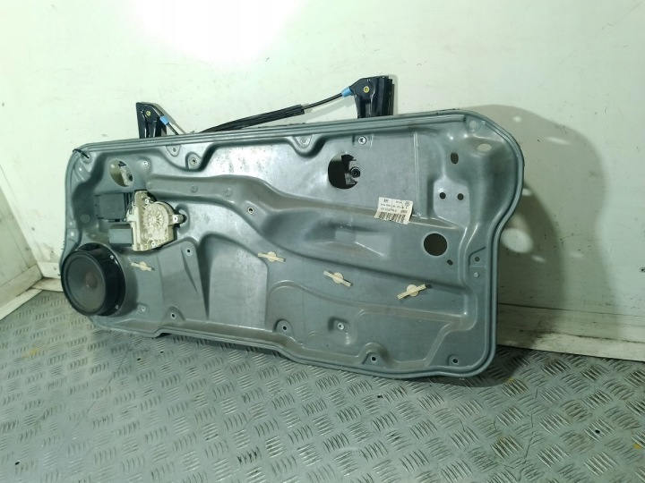 фото №6, Стеклоподъемник правый перед ze stelażem vw golf iv 1j3837730ae 1.9 tdi