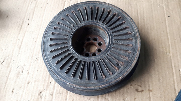 фото №1, S6 c7 4g a6 колесо ременное вала 4.0 tfsi s7 4g