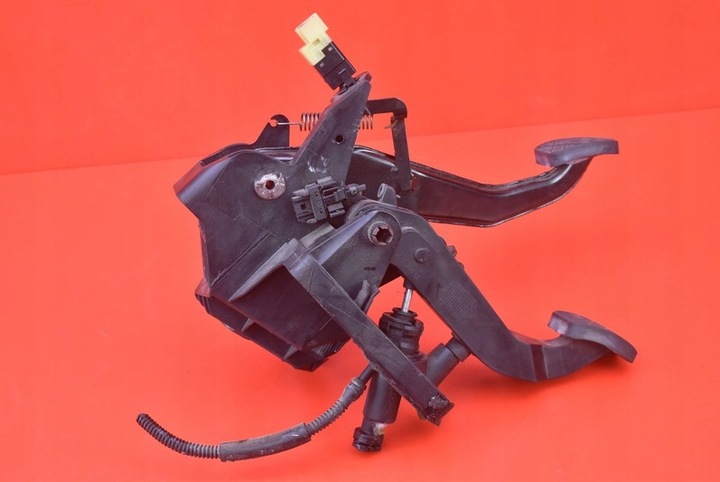 фото №6, Педаль педали сцепление тормоз eu a1692906101 mercedes a-klasa w169 04-12