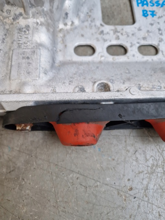 фото №7, Тележка подрамник передние подрамник перед vw volkswagen passat b7 7n0199369a