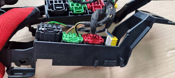 фото №14, A6 c6 рестайлінг штекер роз'єм сидінь нижня підігрів електричні a4 b7 b6