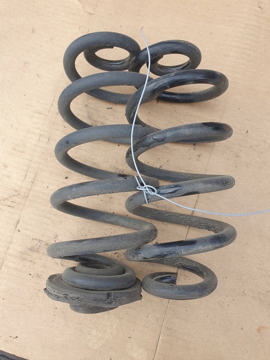 фото №14, Стекло задняя правая зад универсал кузовная audi a6 c6 2005 2,4b 180km lz7q