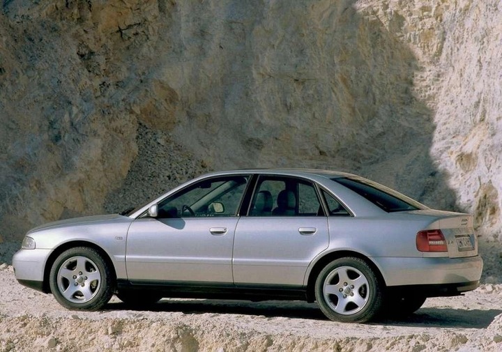 фото №10, Лампа передняя перед правая audi a4 b5 рестайлинг