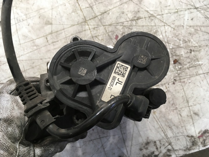 фото №8, Суппорт тормозной зад bmw x1 f48 6883036 6883035