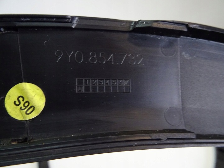 фото №5, Правая планка крыльев 9y0854732 cayenne iii 9y