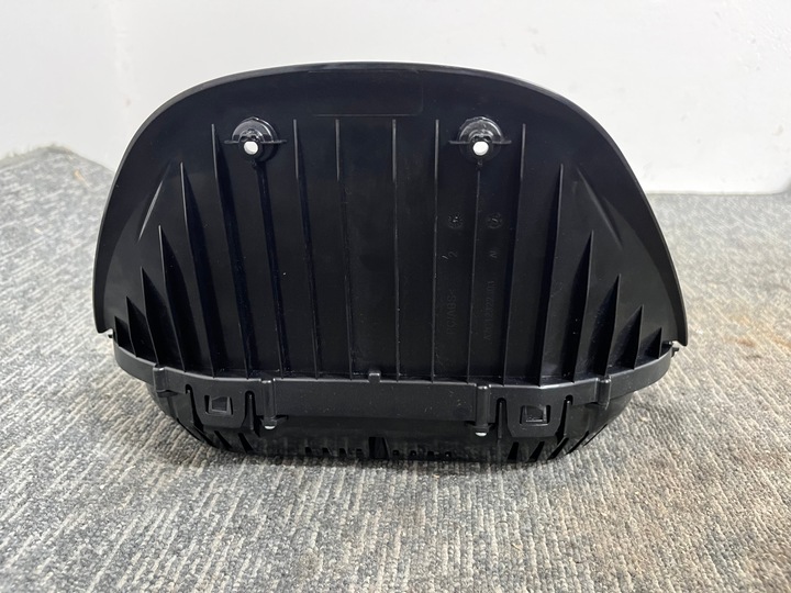 фото №9, Bmw x1 f48 lci рестайлинг 2.0 d 2019r механическая коробка передач спидометр манометр приборы оригинал европа