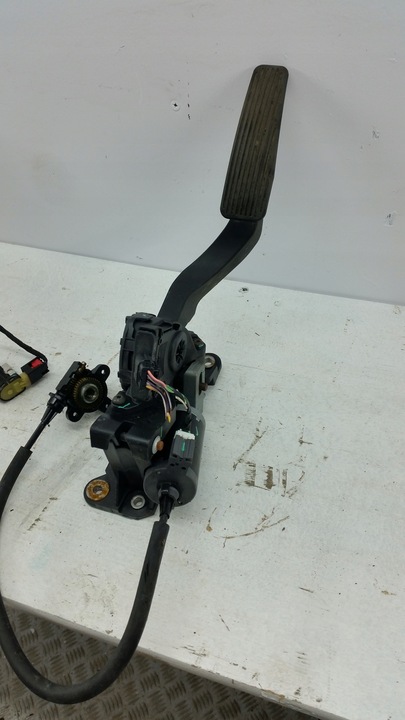 фото №6, Педаль потенціометр chrysler 300c 3.0crd 04861716aa