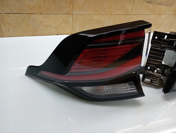 фото №3, Лампа зад задняя правая левая kia sportage v