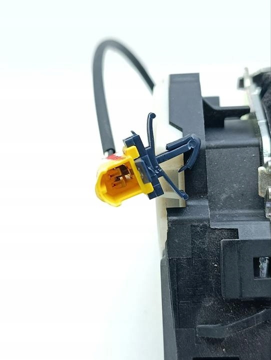 фото №6, Pas безопасности maserati gran туризмо 2011 з спереди po правой 34041001c