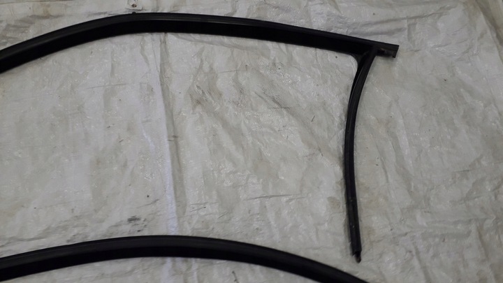 фото №2, Прокладка дверь vw golf 5 v версия 3 дверь рамка