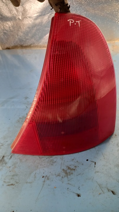 фото №1, Лампа права зад renault clio ii 01r