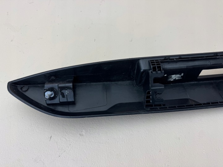 фото №12, Dacia jogger 21r- молдинг накладка крышки багажника зад 848106594r