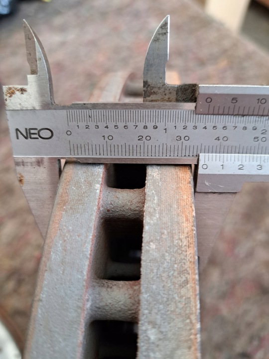 фото №10, Mercedes w254 glc amg зажимы перед тормозные колодки диски