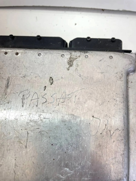 фото №5, Бортовий комп'ютер (ебу) двигуна vw passat b5 1,9 tdi - 0281010668 038906019em