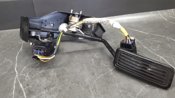 фото №12, 82223-05060 потенциометр педаль газа avensis t25 2.