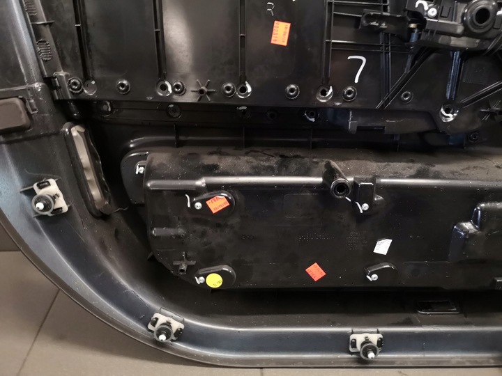 фото №14, Боковина дверь правые перед b&o audi a8 d3 soul