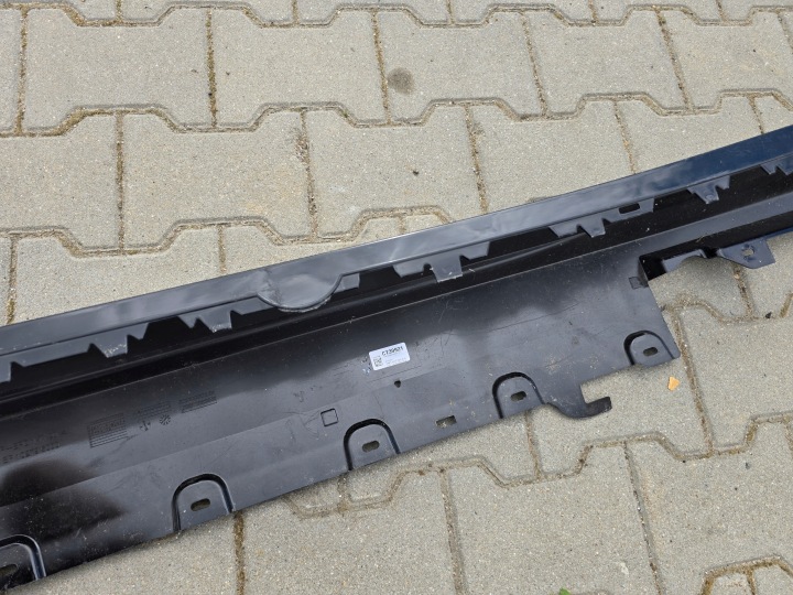 фото №10, Молдинг пороговая правая bmw 5 g60 g61 m набор 8084764