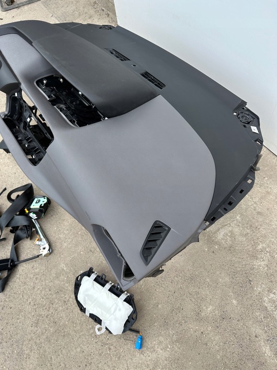 фото №2, Консоль подушка безопасности подушки ремни citroen c4 picasso ii