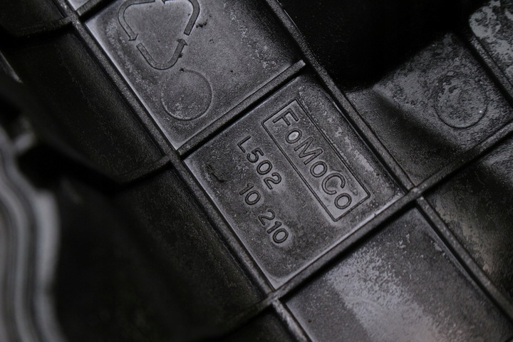 фото №9, Кришка клапанів l50210210 mazda 5 рестайлінг 2.0 16v