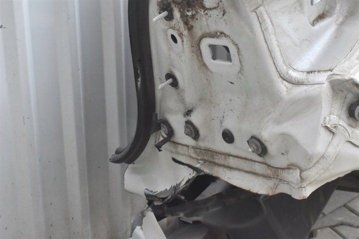 фото №13, Крило праве зад поріг 7437520 bmw seria 5 g30 sedan