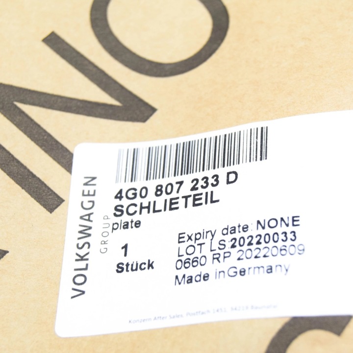 фото №8, Audi rs6 c7 бампер передній верхній середній element замка 4g0807233d oem