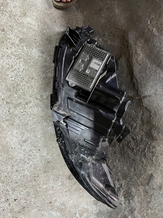 фото №7, 1 ford mondeo mk5 фара ксенон es73-13d154bc