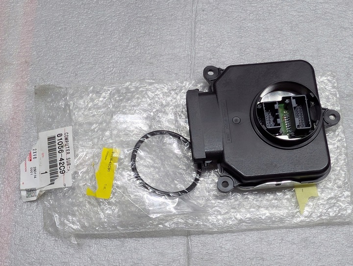 фото №1, Toyota bz4x lexus rx v преобразователь модуль led 89907-42081 новая оригинал
