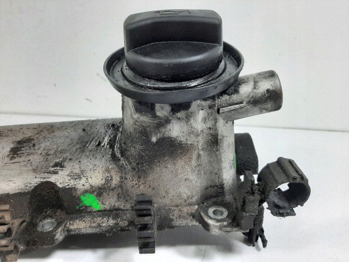 фото №12, Skoda octavia i рестайлинг 2.0 8v 04r крышка клапанов 06a103475bg