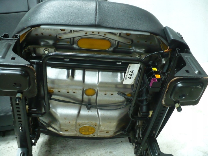 фото №6, Набор сиденья перед + диван зад ford c-max mk1 рестайлинг 2.0tdci