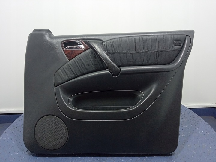 фото №1, Mercedes ml w163 оббивка двері перед права боковина шкіра