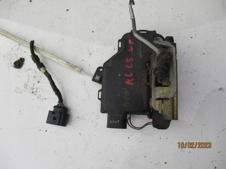 фото №1, Audi a6 c5 - замок з двері ,лівий переднє 9pin