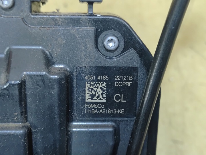 фото №6, Puma mk2 замок двері ліві перед 4 pin h1ba-a21813-ke 19-