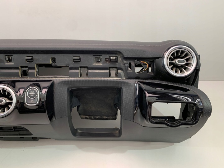 фото №5, Mercedes a35 w177 торпедо роздавальна консоль оригінал uk rhd шкіра