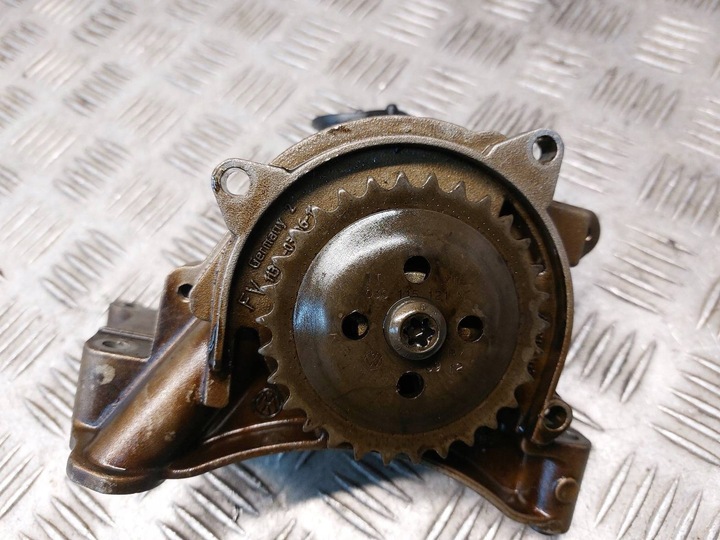 фото №3, Насос масла volkswagen golf v 1.4 fsi bkg 03c103669 03c115121n 03c115251m