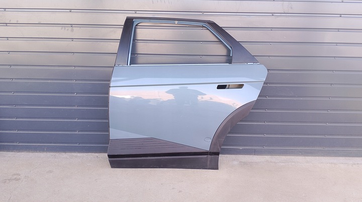 фото №1, Hyundai ioniq 5 левая дверь зад задние планки красивый