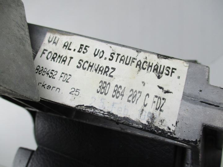 фото №10, Passat b5 подлокотник туннеля среднего 3b0864207c