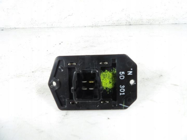 фото №1, Toyota yaris i резистор вентилятор