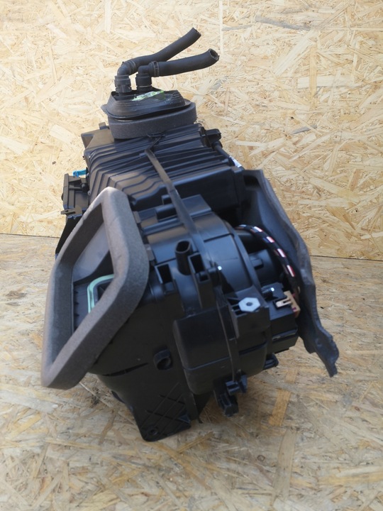 фото №8, Audi q3 8u обігрівач повітродувка 8u1820003c 2.0tdi