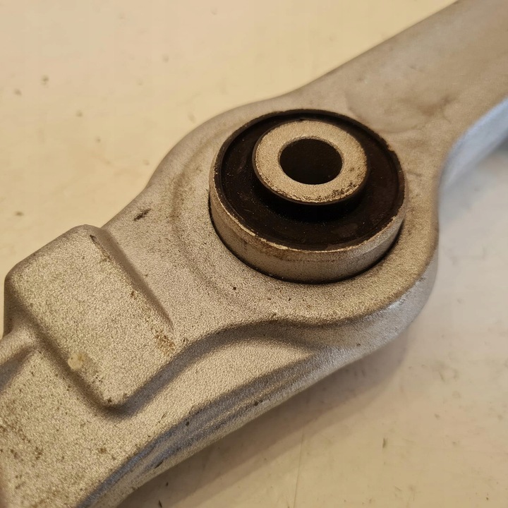 фото №4, Audi a4 b5 a6 c5 vw passat b5 важіль підвішування нижній hart 201309