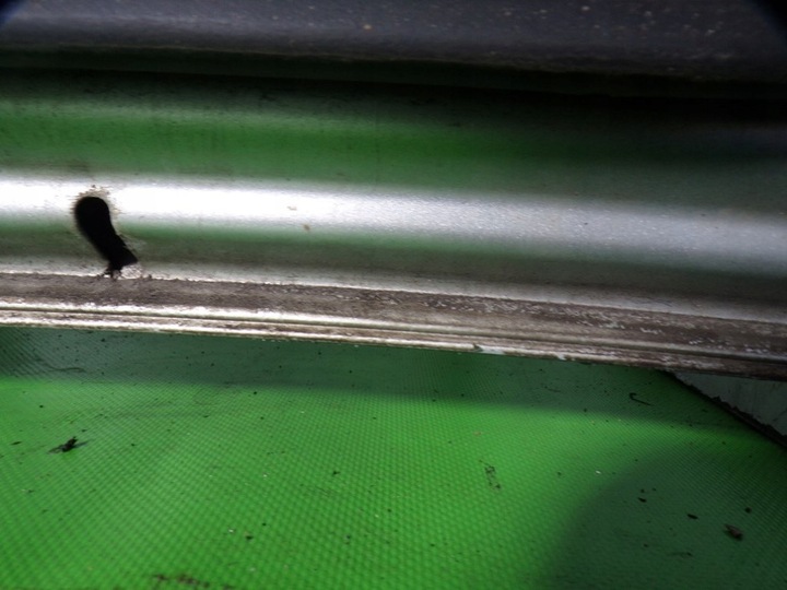 фото №14, Toyota avensis ii t25 универсал дверь левая зад задние лак 1c0