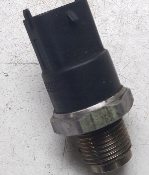 фото №1, Датчик давления топлива opel saab 1.9 cdti