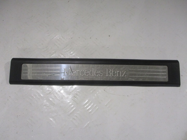 фото №1, Планка накладка порогова na поріг перед праві mercedes ml w164 a1646803435